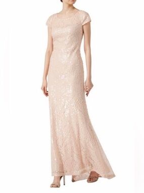 Calvin Klein Blush Pink Sequin Floor Length Gown Formal Evening Dress
Size 8